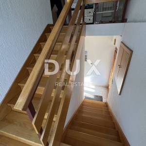 OPATIJA, OPRIĆ - dvoetažni stan – s okućnicom i garažom, 500 m od mora!