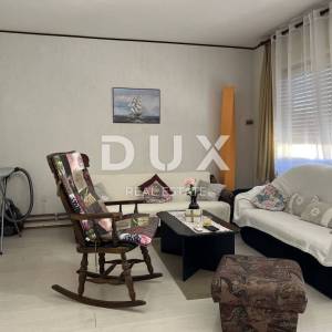 OPATIJA, OPRIĆ - dvoetažni stan – s okućnicom i garažom, 500 m od mora!