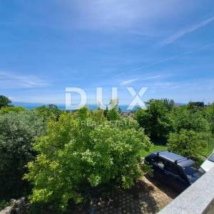 OPATIJA, OPRIĆ - obiteljska kuća s tri stambene jedinice na parceli od 1890 m2 