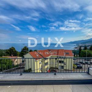 OPATIJA, PAVLOVAC - 3S+DB stan u vrhunskoj novogradnji s krovnom terasom, panorama pogled, blizu Opatije