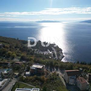 OPATIJA, PAVLOVAC- građevinsko zemljište 1420 m2 s panoramskim pogledom na more za stambenu zgradu-stanove-apartmane/ obiteljsk...