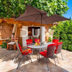 OPATIJA - Penthouse 222m2 na fantastičnoj lokaciji za najam