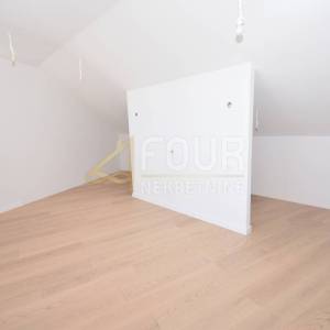 Opatija, penthouse s bazenom, 343.85m2