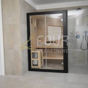 Opatija, penthouse s bazenom, 343.85m2