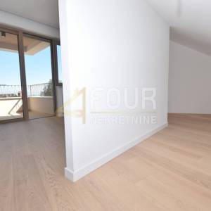 Opatija, penthouse s bazenom, 343.85m2