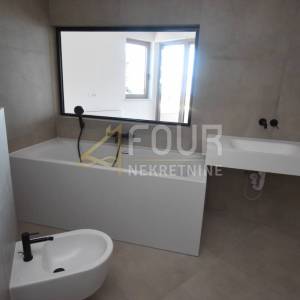 Opatija, penthouse s bazenom, 343.85m2