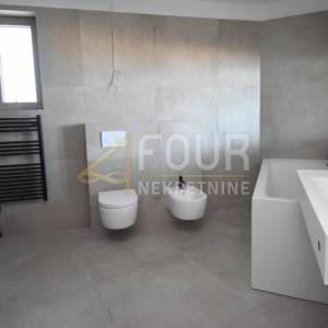 Opatija, penthouse s bazenom, 343.85m2