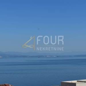 Opatija, penthouse s bazenom, 343.85m2