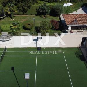 OPATIJA, POBRI - dvojna vila s bazenom i teniskim terenom