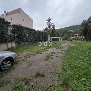 OPATIJA, POBRI, MATULJI – građevinsko zemljište 1600 m2 za obiteljsku kuću / stambenu zgradu - stanove/ kuću za iznajmljivanje ...