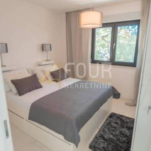 Opatija, Pobri, moderna luksuzna vila s infinity bazenom i panoramskim pogledom