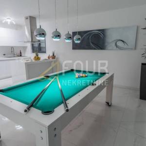 Opatija, Pobri, moderna luksuzna vila s infinity bazenom i panoramskim pogledom