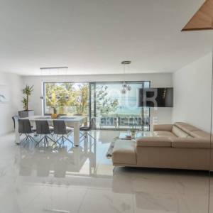 Opatija, Pobri, moderna luksuzna vila s infinity bazenom i panoramskim pogledom