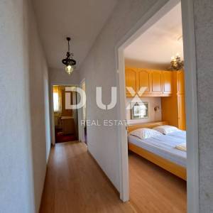 OPATIJA, POBRI-  održavana vila od 542m2 ogromnog potencijala s pogledom na more i okućnicom od 1200m2