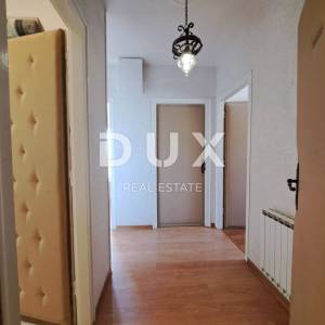 OPATIJA, POBRI-  održavana vila od 542m2 ogromnog potencijala s pogledom na more i okućnicom od 1200m2