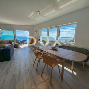 OPATIJA, POBRI - penthouse iznad centra Opatije s garažom, panoramski pogled na more