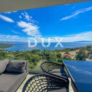 OPATIJA, POBRI - penthouse iznad centra Opatije s garažom, panoramski pogled na more