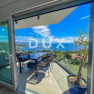 OPATIJA, POBRI - penthouse iznad centra Opatije s garažom, panoramski pogled na more