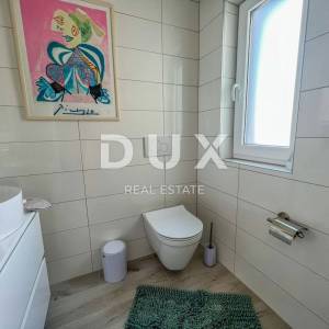 OPATIJA, POBRI - penthouse iznad centra Opatije s garažom, panoramski pogled na more