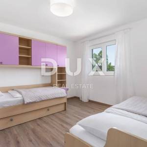 OPATIJA, POBRI - prekrasna novoizgrađena kuća s bazenom