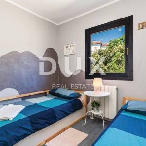 OPATIJA, POBRI - samostojeća kuća 170m2 s pogledom na more i bazenom + okoliš 700m2