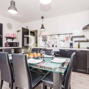 OPATIJA, POBRI - samostojeća kuća 170m2 s pogledom na more i bazenom + okoliš 700m2