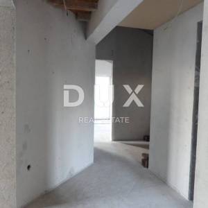 OPATIJA, POBRI - samostojeća kuća 580m² s pogledom na more + okućnica 3200m2