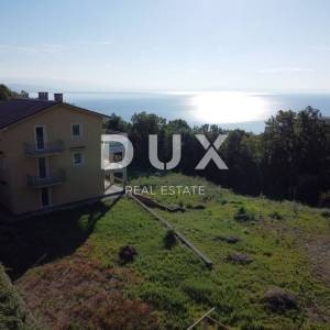 OPATIJA, POBRI - samostojeća kuća 580m² s pogledom na more + okućnica 3200m2