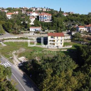 OPATIJA, POBRI - samostojeća kuća 580m² s pogledom na more + okućnica 3200m2