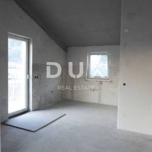 OPATIJA, POBRI - samostojeća kuća 580m² s pogledom na more + okućnica 3200m2