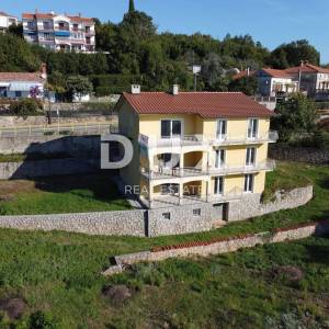 OPATIJA, POBRI - samostojeća kuća 580m² s pogledom na more + okućnica 3200m2