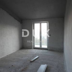 OPATIJA, POBRI - samostojeća kuća 580m² s pogledom na more + okućnica 3200m2