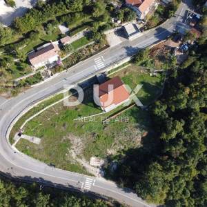 OPATIJA, POBRI - samostojeća kuća 580m² s pogledom na more + okućnica 3200m2