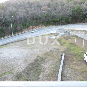 OPATIJA, POBRI - samostojeća kuća 580m² s pogledom na more + okućnica 3200m2