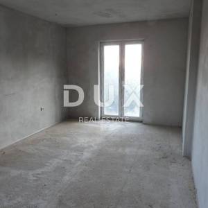 OPATIJA, POBRI - samostojeća kuća 580m² s pogledom na more + okućnica 3200m2
