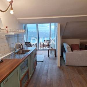 OPATIJA, POBRI - stan 45 m2 s terasom i panoramskim pogledom na more