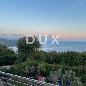 OPATIJA, POBRI - veći stan u novijoj gradnji s panoramskim pogledom na more, 3 minute od Opatije