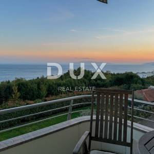 OPATIJA, POBRI - veći stan u novijoj gradnji s panoramskim pogledom na more, 3 minute od Opatije