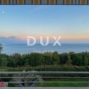 OPATIJA, POBRI - veći stan u novijoj gradnji s panoramskim pogledom na more, 3 minute od Opatije