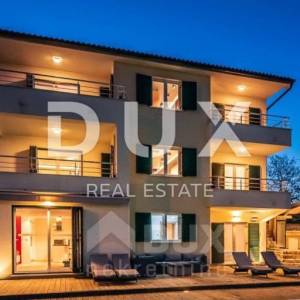 OPATIJA, POBRI - villa 404.85m2 s bazenom i panoramskim pogledom na more