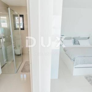 OPATiJA, POBRI- villa 500m2 s panoramskim pogledom na more i bazenom na krovu + okoliš 800m2