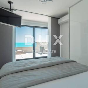OPATiJA, POBRI- villa 500m2 s panoramskim pogledom na more i bazenom na krovu + okoliš 800m2