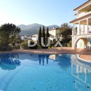 OPATIJA, POBRI - villa /kuća trokatnica- samostojeća 505m² + 1240m2 okoliš