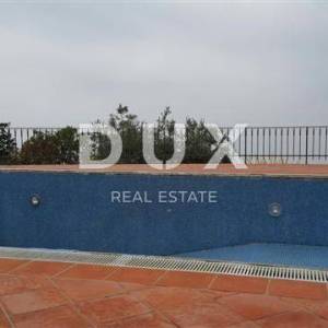 OPATIJA, POBRI - villa /kuća trokatnica- samostojeća 505m² + 1240m2 okoliš