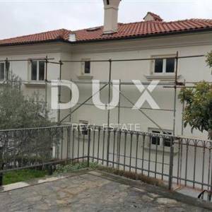 OPATIJA, POBRI - villa /kuća trokatnica- samostojeća 505m² + 1240m2 okoliš