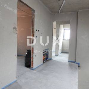 OPATIJA, POBRI - villa  u nizu 214m2 s pogledom na more + uređena okućnica 150m2