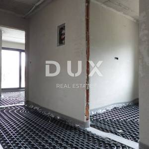 OPATIJA, POBRI - villa  u nizu 214m2 s pogledom na more + uređena okućnica 150m2