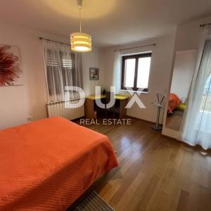 OPATIJA, POLJANE - Rustikalna vila od 300m2 s panoramskim pogledom na Kvarnerski zaljev