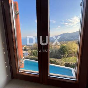 OPATIJA, POLJANE - Rustikalna vila od 300m2 s panoramskim pogledom na Kvarnerski zaljev