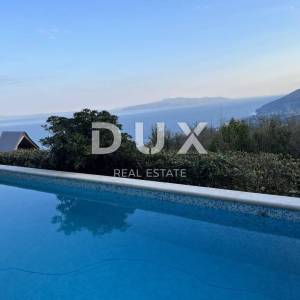 OPATIJA, POLJANE - Rustikalna vila od 300m2 s panoramskim pogledom na Kvarnerski zaljev